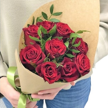 Sarkanu rožu pušķis Madlēna 50 cm