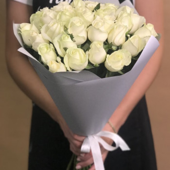 Белые розы. 60 см (выберите количество цветов)